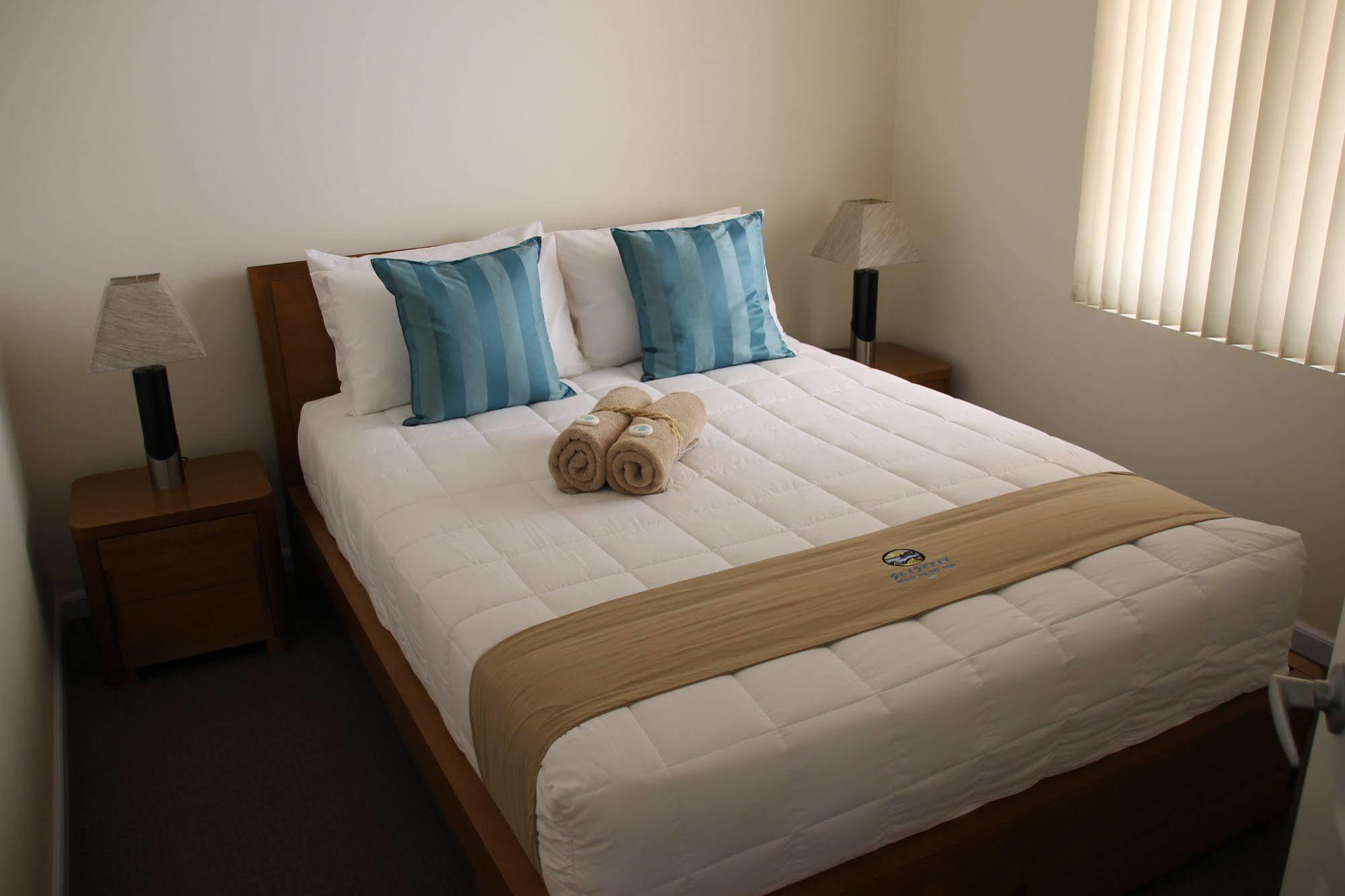 Seaspray Beach Holiday Park Донґара Екстер'єр фото